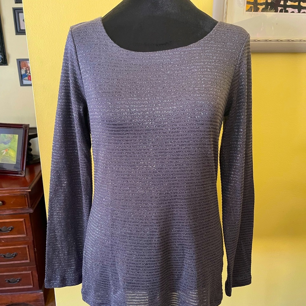 Banana Republic dress top. From a smoke free home